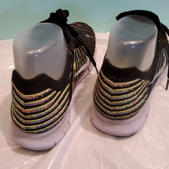 2 Pairs Natural Flex Running Shoes - Picture 8 of 9